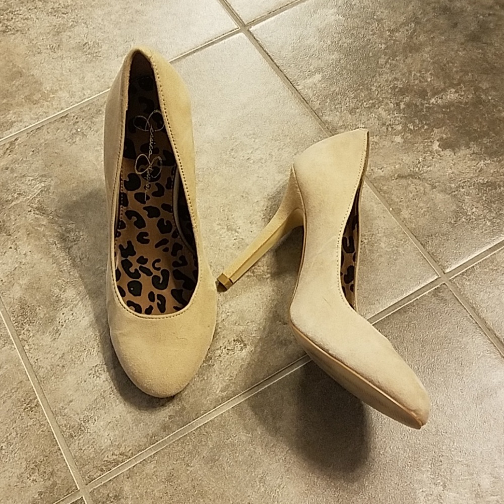 Jessica Simpson heels